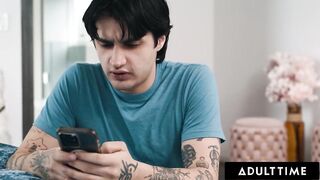 ADULT TIME - Suspicious Male Discovers Fresh Stepmom Ryan Keely Is A Gold Digger! This babe Keeps Him Quiet