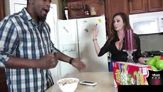 GF Ariella Ferrera & Hawt Maid Nadia White Screw Rome Major's BBC!