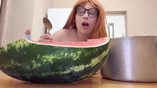 Giantess Stepsister Eats Watermelon and Is Indeed Lascivious During the time that Petite Stepbrother Watches Giantess Stepsister Eat