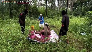 Officers who missed their way in the midst of operation discovered 3 forest maids and this happened.. somewhere in Africa
