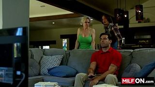 Sexy mother I'd like to fuck Dee Williams & Axel Haze banged hard