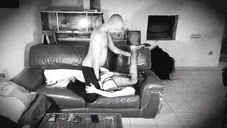 Séance photo qui dérape, caméra vidéo, je baise cette salope par tous les trous !