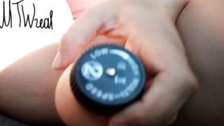 Дрочу на переднем сидении авто