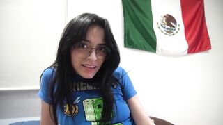 I met a virgin beauty and ended up giving her her 1st anal experience.