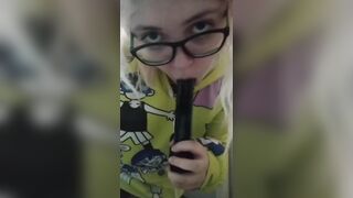 Double Amputee Masturbates with Vibrator on Living Room Table