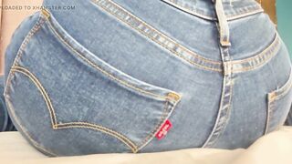 Giantess Worship Mini Useless
