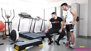 Personal tutor eats his client