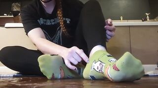 Foot Dominant-bitch Uses Your Ribald Throat Like A Drooling Feet Washroom