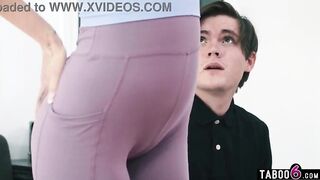Step mamma has a camel toe which is very noticeable according to step son