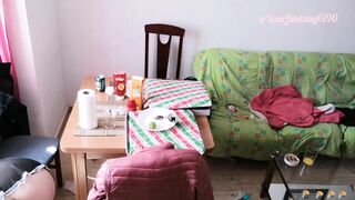 Cleaning Voyeur