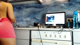 Sexydea Flashing Booty on Live Livecam