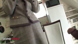 Aged Kiyoe Majima Pleasures Her Hirsute Twat with a Sex toy