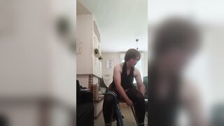 Self servitude, spunk fountain