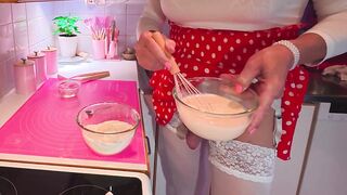 In the Kitchen, Pancakes.