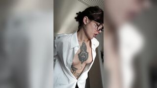I can make you cum in thirty sec ?