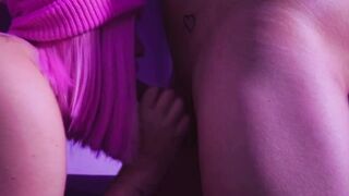 Pink Wig & Beanie – Nasty Amateur Tease ?