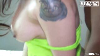 Mamacitaz - Julia Perdomo Large Jiggly Booty Bounces on Lengthy Wang