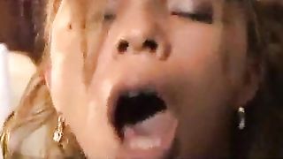 Chicas Fiesteras - Michelle Lopez & Jazmin