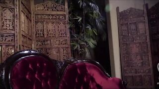 Superheroine seduced