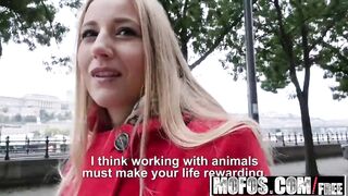 Mofos - Public Pick Ups - Youthful Wife Screws for Charity starr