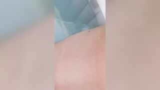 Soaked Slow Sex Foreplay: How That babe Gets Pampered in the Hawt Tub for Hours