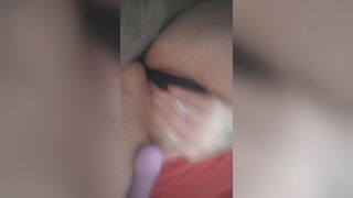 takes soaked cunt in solo masturbating session