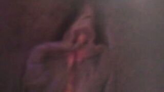 EBONY PLUMP BLACK FINGERING HERSELF