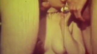 Deepthroat-obsessed Retro Playgirl Worships Shlong in Vintage Loop
