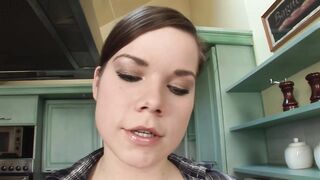 Leslie Taylor Gets Hard Screwed in the Kitchen