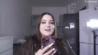 Porn Story - This babe Was Exposed Playing with the Seller Whilst the Customers Were Walking by (russian, Light Femdom, Exposed in Public)