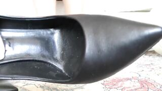Astounding Afternoon High-heel Jerk-off Session with Lady Victoria Valente