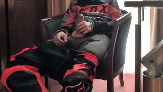 Jerk-Off In MX-Gear At Hotel In Berlin [ Free OnlyFans ]