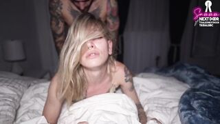 Wife Gets Surprised By Spouse With a BBC On Vacations And Gets Spitroasted