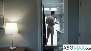 DISRUPTIVE FILMS - Jay Tee LOATHE SCREWS His Rude Roommate Aiden Ward