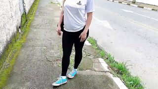Student had ass slam in the car in front of the school with a married teacher