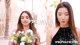 Intimate com - Sara Diamante screws the stripper at a bachelorette party