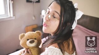 Cute stepsister makes bubbles to please u - Bunny Looner