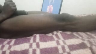 Solo Hunk Deepthroat Enjoyment With Amoniaque