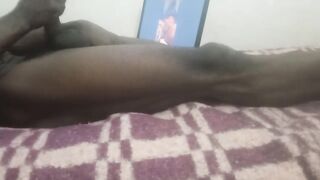 Solo Hunk Deepthroat Enjoyment With Amoniaque