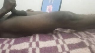 Solo Hunk Deepthroat Enjoyment With Amoniaque