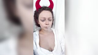 Im wearing those horns just to seduce u harder ?