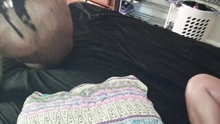 Black wife putting that cunt in his face