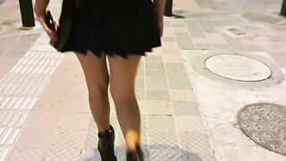 Encontré a la MUJER de mi JEFE sola en la calle, me excitó verla en Falda y terminamos FOLLANDO. La Leche chorrea de su rica SNATCH!