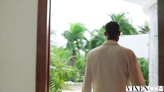 VIXEN Fiery Hawt Co-Workers Ella Hughes And Audrey Reid Screw two Boyz Jointly In Hotel Room Group Sex