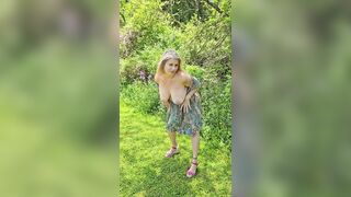ONLYFAN LARGE TIT Movie scenes Released for Everyone to watch Mamma on a Summer Day
