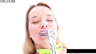 Nikki Fantasy & Foxie Hard Fisting