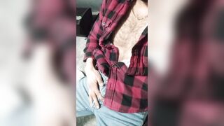 LARGE EBONY DOMINICAN WEENIE MASTURBATES