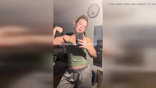 Carnal tea stretches soaked snatch and loses virginity