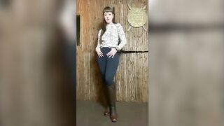 Vivienne L'amour - Equestrian Pony Play POV