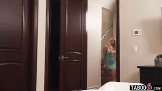 Large butt mother I'd like to fuck step mommy is lonely when stepdad is not ever home for her